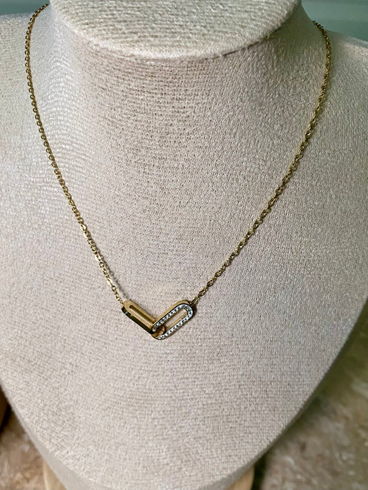 Collier Melia